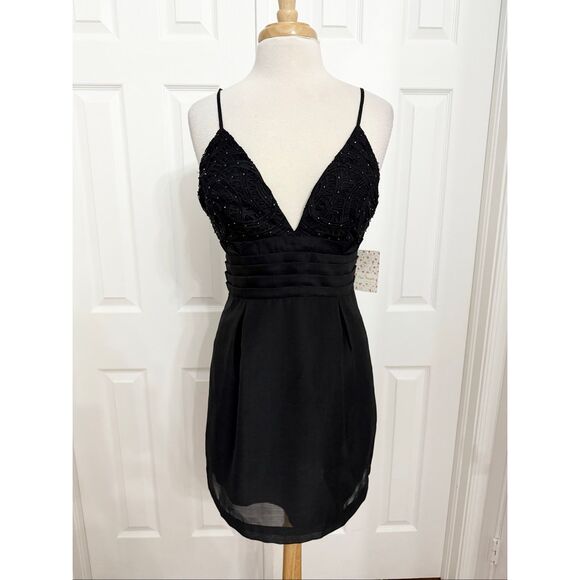 Free People Womens Black We Go Together Beaded Ruffle Mini Party Dress Sz 10 NWT - Picture 1 of 6